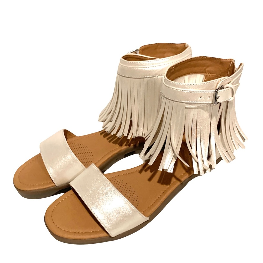Comfortview Tasha Fringe Iridescent Pearl White Sandals 12 M